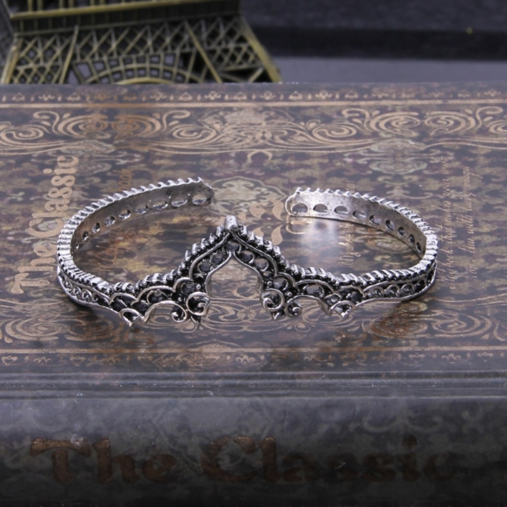 🏆HOST PICK🏆 Antiqued Boho Bracelet (MAKE OFFER) - Picture 4 of 4